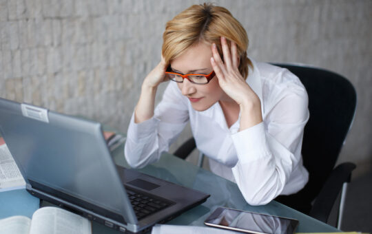 3 Simple Ways to Cope Effectively With Email Overload at Work